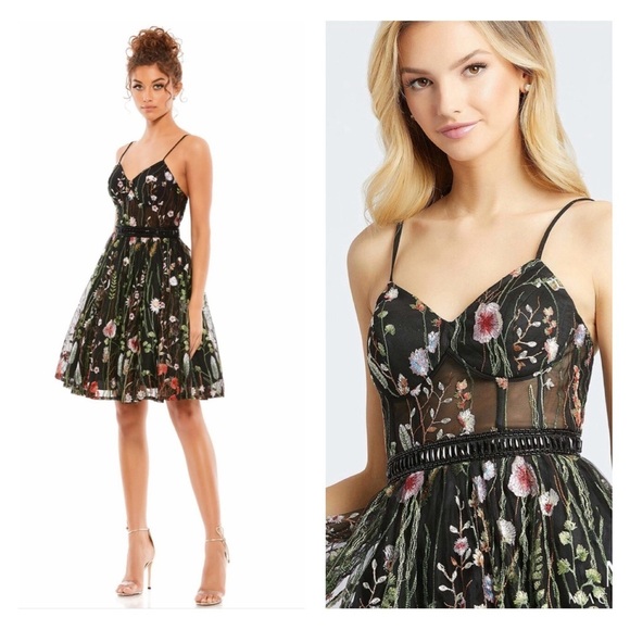 Mac Duggal 12345 NWT Embroidered Fit & Flare Cocktail Dress - Picture 2 of 11